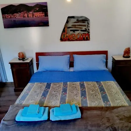 Il Girasole 3* فينالي ليغوري