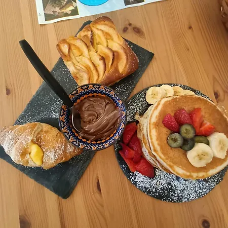 فندق مبيت وإفطار Il Girasole فينالي ليغوري